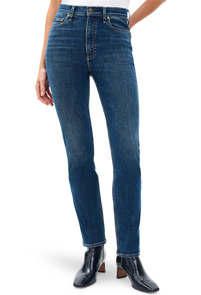 mid-rise jeans
