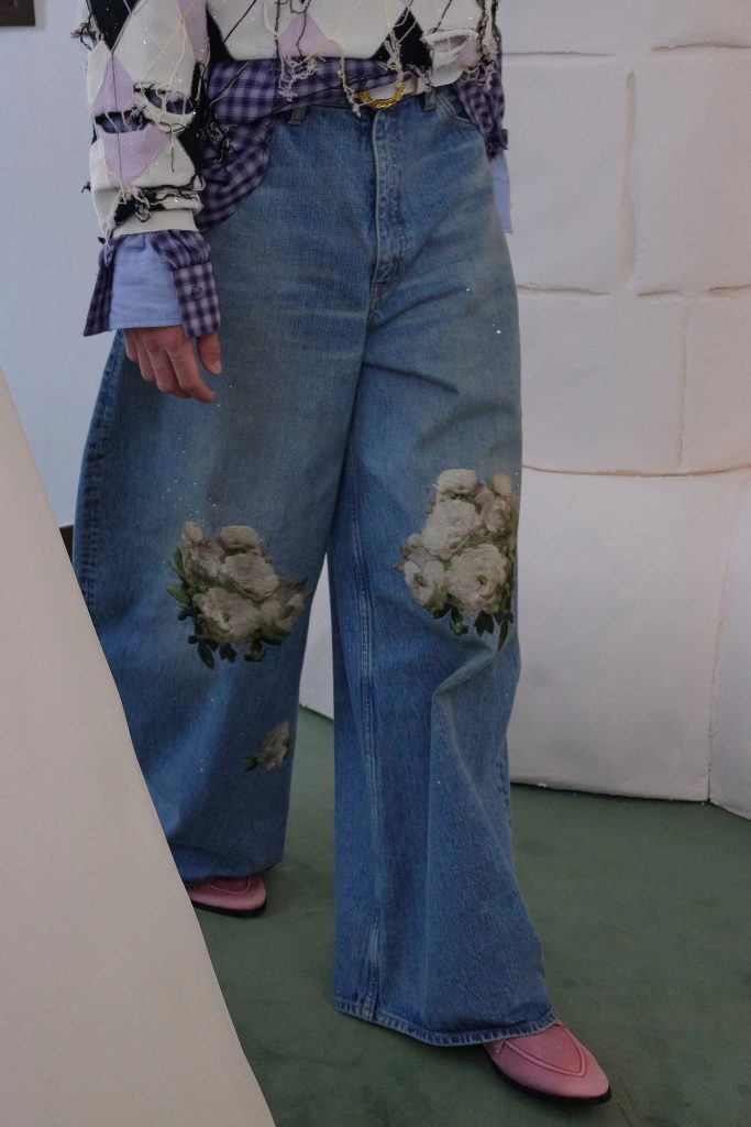 jeans